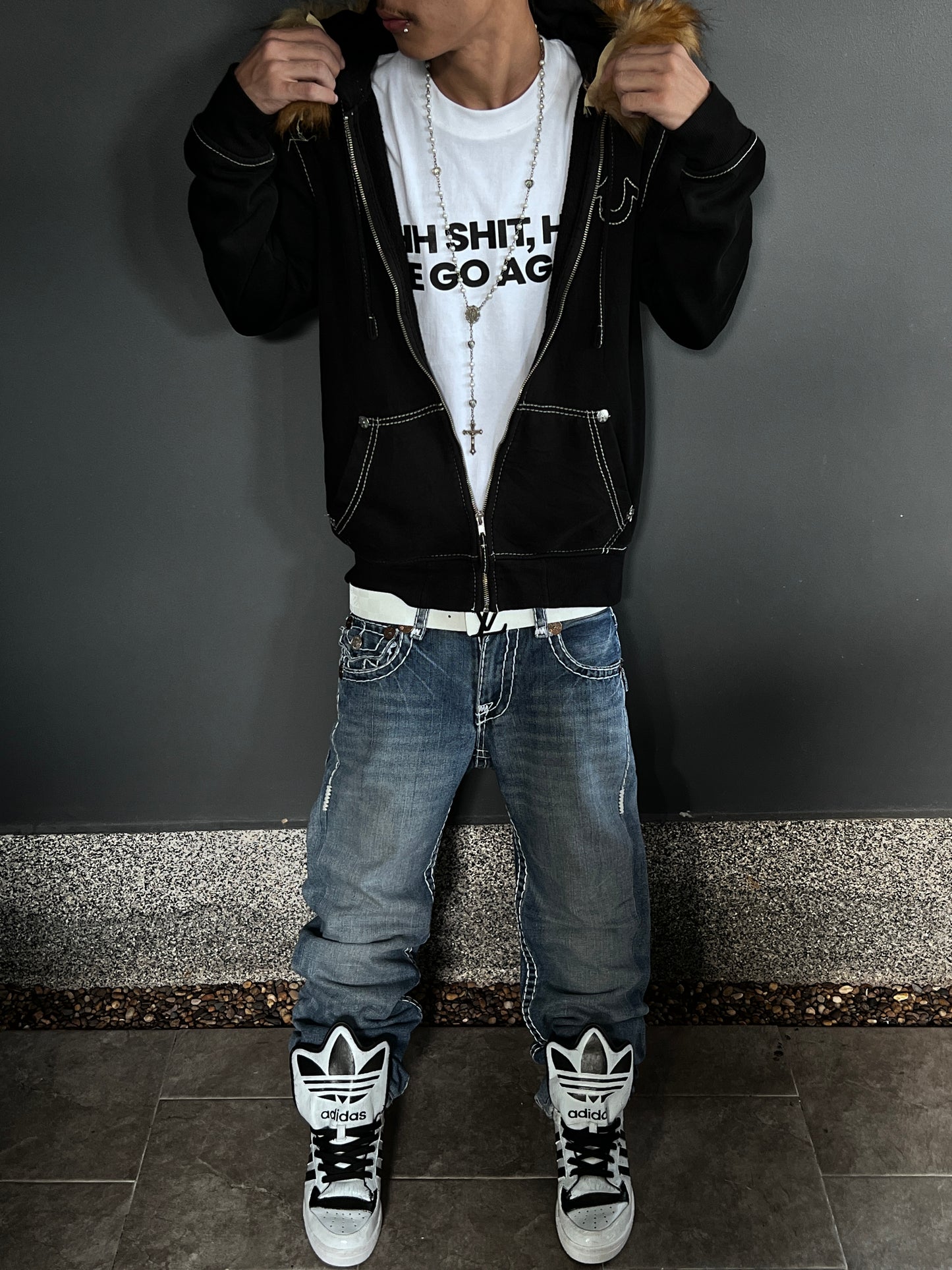 TRUE RELIGION